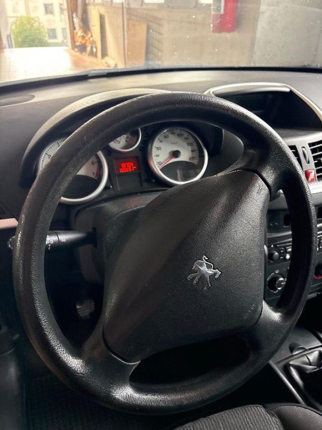 Peugeot 207 1.4 8V 75CV SW X Line ECO GPL - foto 2 di 4