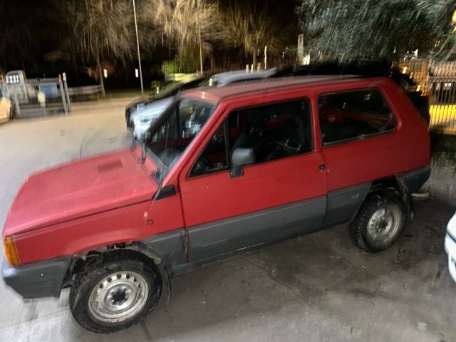 Fiat Panda 1ª serie 1000 4x4 Sisley asi metano, del 1988, 44.000 km, in vendita a Asigliano Veneto (VI)