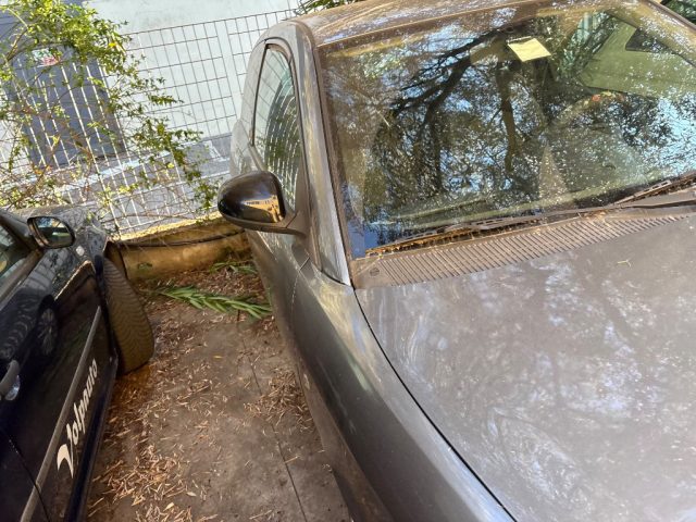 Lancia Ypsilon 1.2 Argento metano - foto 4 di 4