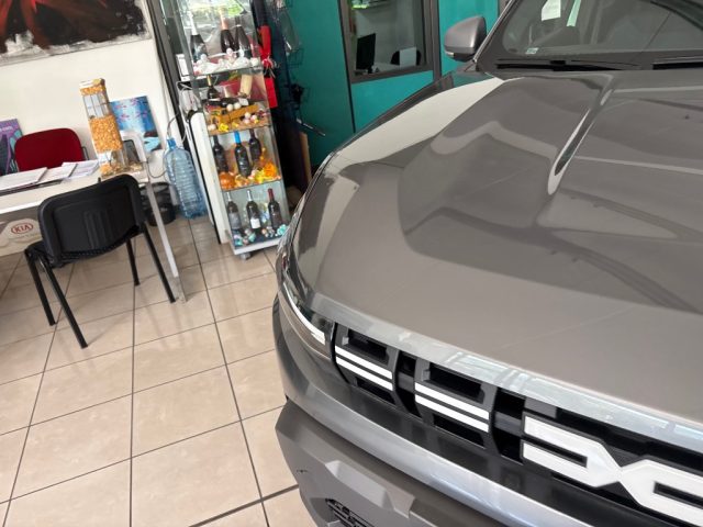 Dacia Duster Eco-G 100 CV Essential - foto 2 di 4