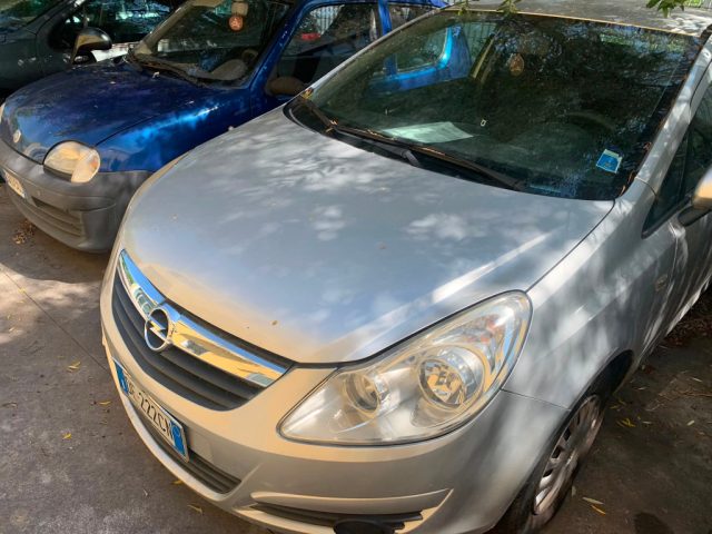 Opel Corsa 1.0 12V 5 porte Elective - foto 2 di 4