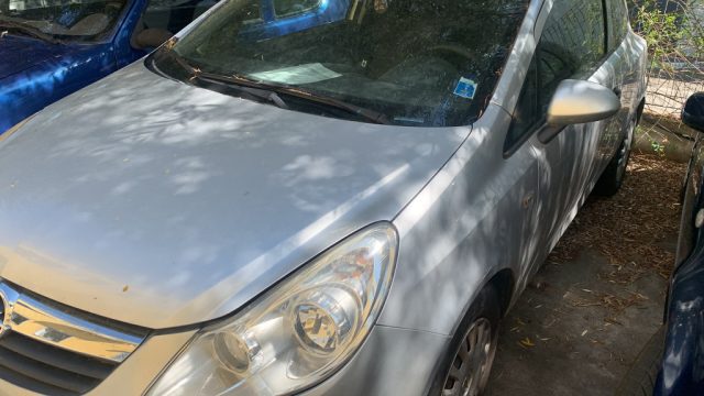 Opel Corsa 1.0 12V 5 porte Elective - foto 3 di 4