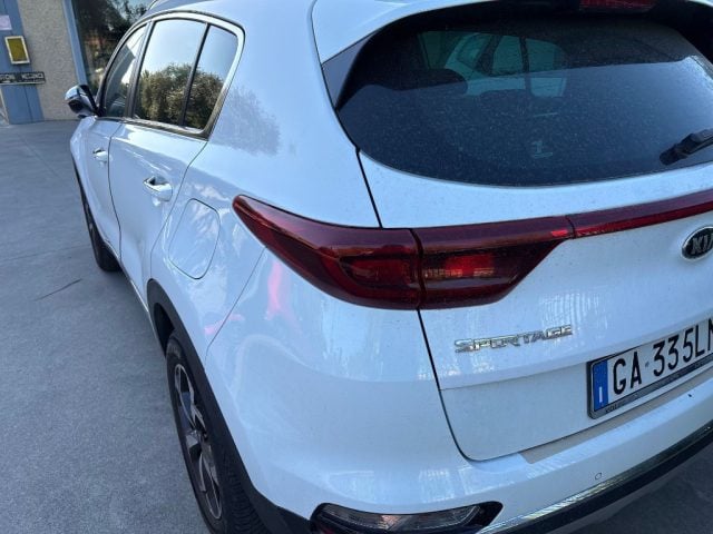 Kia Sportage 1.6 ECOGPL 2WD Business Class - foto 2 di 4