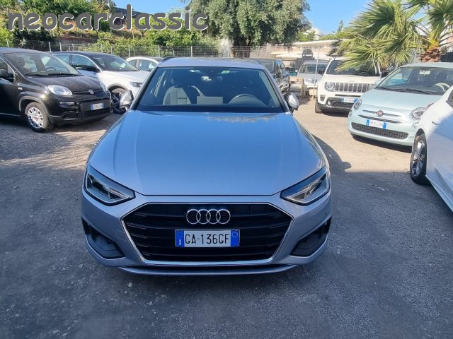 Audi A4 Avant 30 TDI/136 CV S tronic Business usato a GRAGNANO