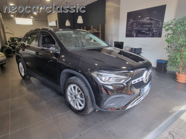 Mercedes-Benz GLA 180 d Automatic Business usato a GRAGNANO