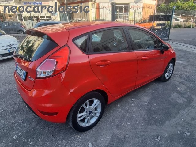 Ford Fiesta 1.0 EcoBoost 100CV 5 porte Titanium - foto 4 di 4