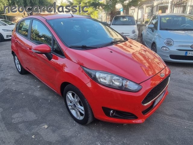 Ford Fiesta 1.0 EcoBoost 100CV 5 porte Titanium - foto 3 di 4