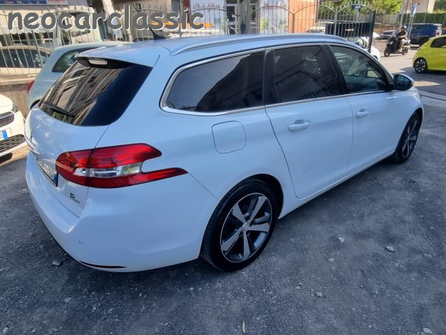 Peugeot 308 PureTech Turbo 130 S&S SW Allure - foto 4 di 4