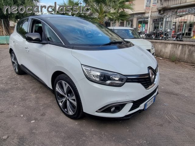 Renault Scenic Scénic dCi 8V 110 CV Energy Intens, del 2017, 109.000 km, in vendita a Gragnano (NA)
