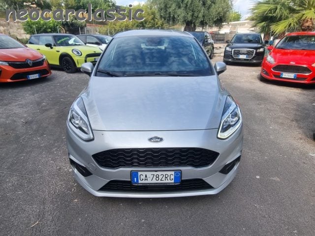 Ford Fiesta 1.5 EcoBlue 5 porte ST-Line, del 2020, 94.000 km, in vendita a Gragnano (NA)