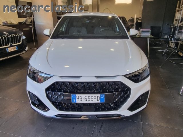 Audi A1 allstreet 30 TFSI Identity Contrast, del 2023, 8.000 km, in vendita a Gragnano (NA)