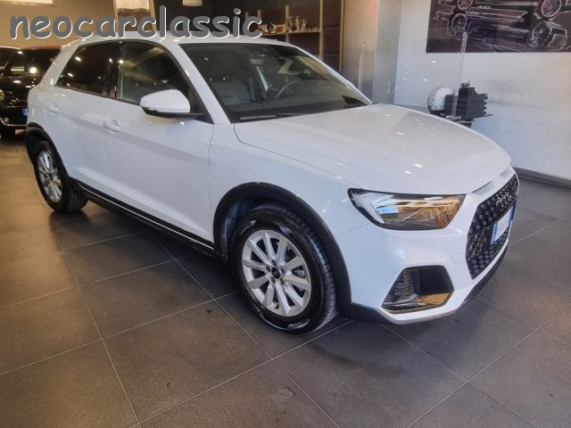Audi A1 allstreet 30 TFSI Identity Contrast - foto 3 di 4