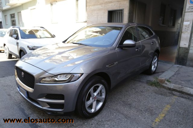 Jaguar F-Pace 2.0 D 180 CV AWD aut. Chequered Flag - foto 2 di 23