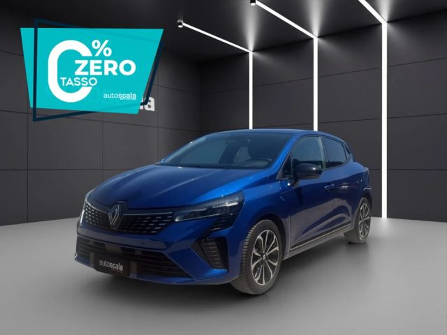Renault Clio TCe 90 CV 5 porte Techno usato a NAPOLI