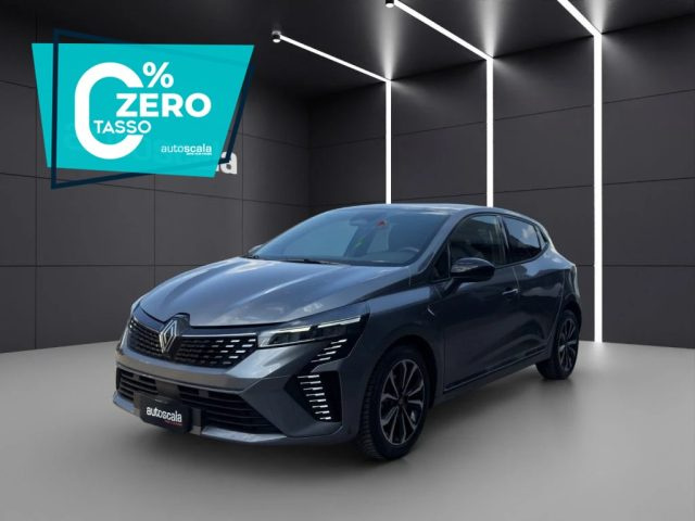 Renault Clio TCe 90 CV 5 porte Techno GPL usato a NAPOLI