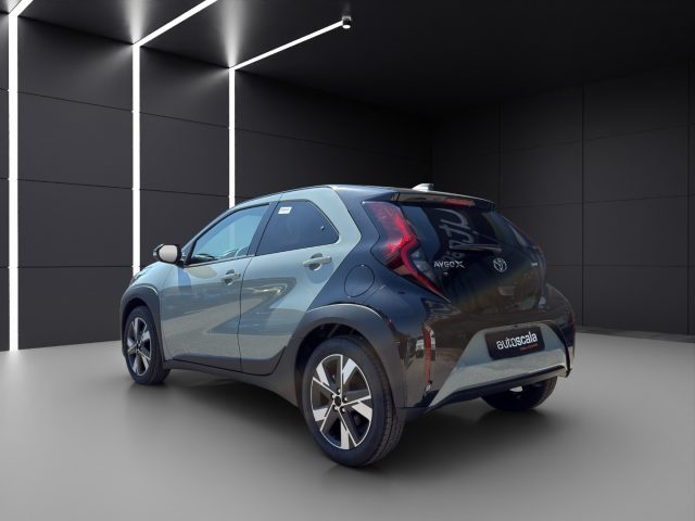 Toyota Aygo X 1.5 Hybrid 115 CV 5 porte Icon - foto 4 di 4