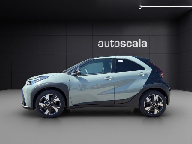 Toyota Aygo X 1.5 Hybrid 115 CV 5 porte Icon - foto 3 di 4
