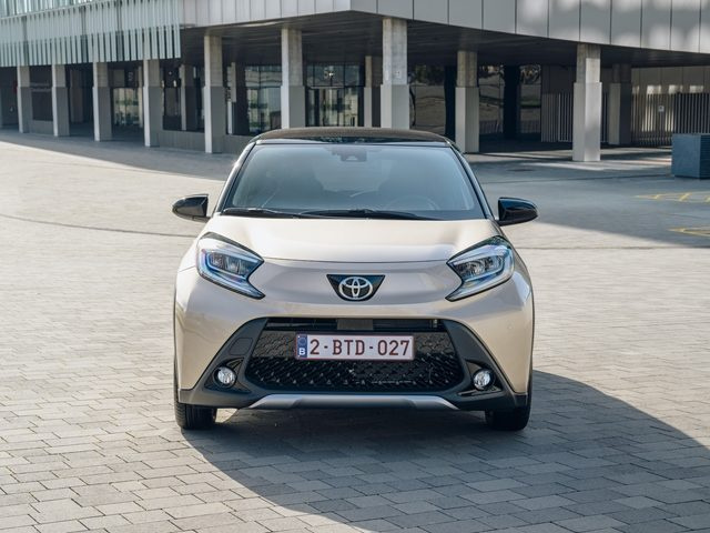 Toyota Aygo X 1.0 VVT-i 72 CV 5 porte Active usato a NAPOLI