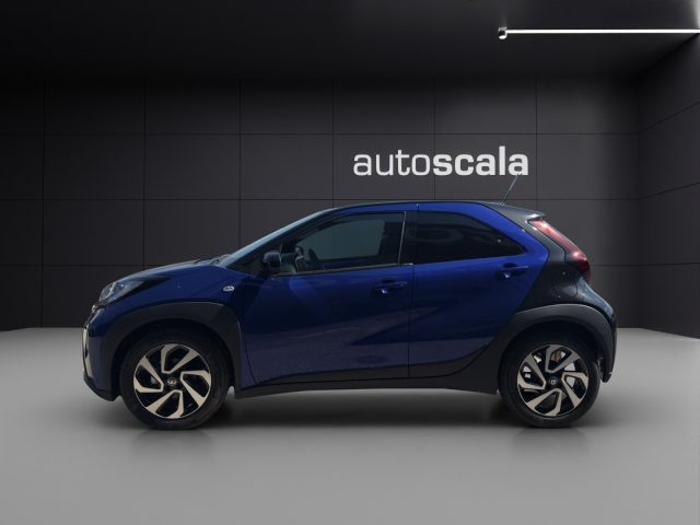 Toyota Aygo X 1.0 VVT-i 72 CV 5 porte Trend - foto 3 di 4