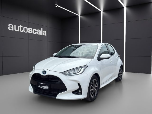 Toyota Yaris 1.5 Hybrid 5 porte Trend usato a NAPOLI