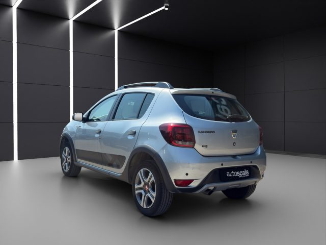 Dacia Sandero Stepway 0.9 TCe 90 CV Techroad - foto 3 di 4