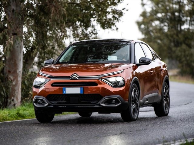 Citroen C4 BlueHDi 130 S&S EAT8 Max usato a NAPOLI