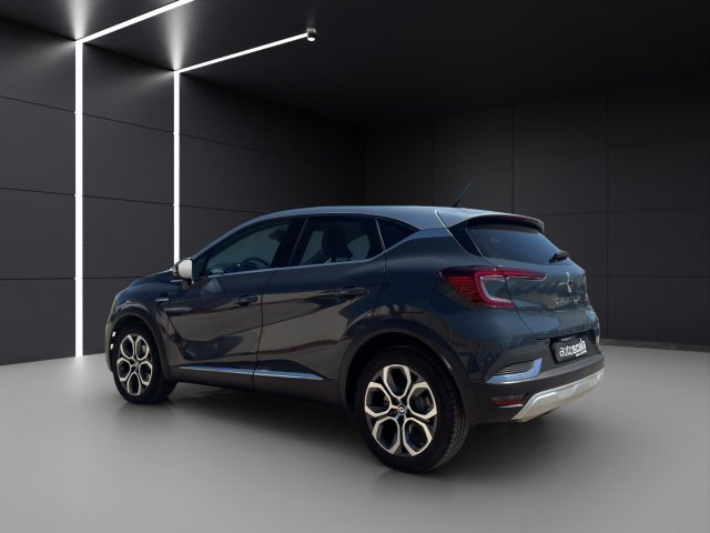Renault Captur Plug-in Hybrid E-Tech 160 CV Intens - foto 4 di 4