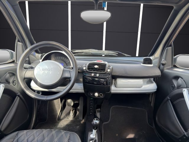 smart forTwo 600 smart & passion Gpl, del 2000, 4.217 km, in vendita a Napoli (NA)