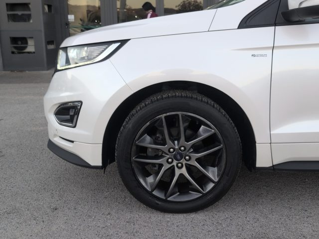 Ford Edge 2.0 TDCI 210 CV AWD Start&Stop Powershift Sport, del 2017, 88.700 km, in vendita a Napoli (NA)
