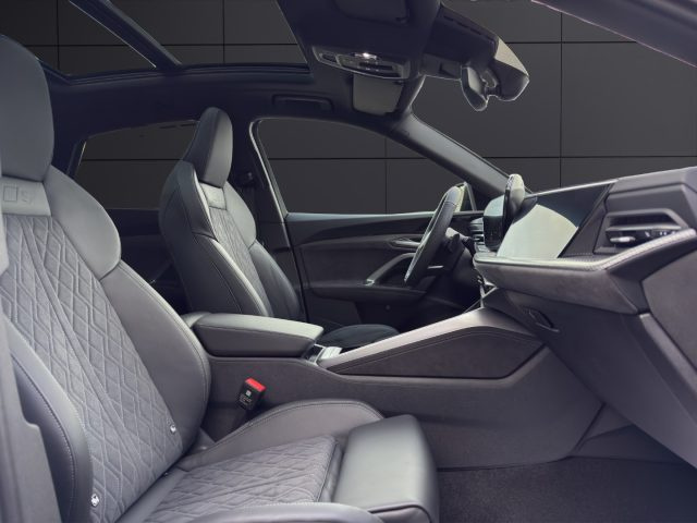 Audi Q5 SPB TDI 150 kW mHEV+ S tronic quattro S line editi, del 2025, in vendita a Napoli (NA)