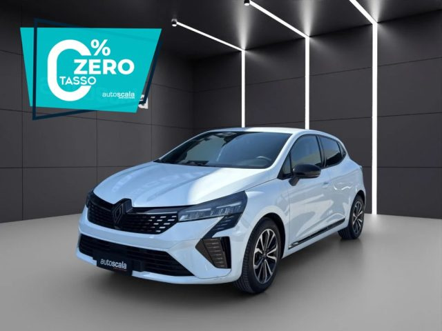 Renault Clio TCe 90 CV 5 porte Techno usato a NAPOLI