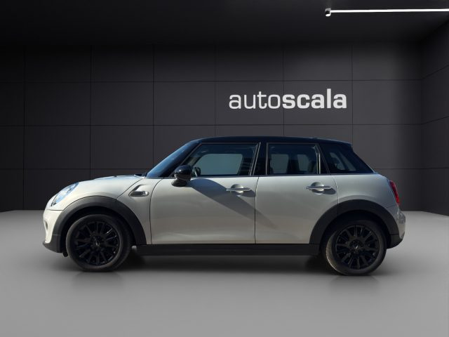 MINI Cooper 1.5 Cooper Hype Auto - foto 2 di 4