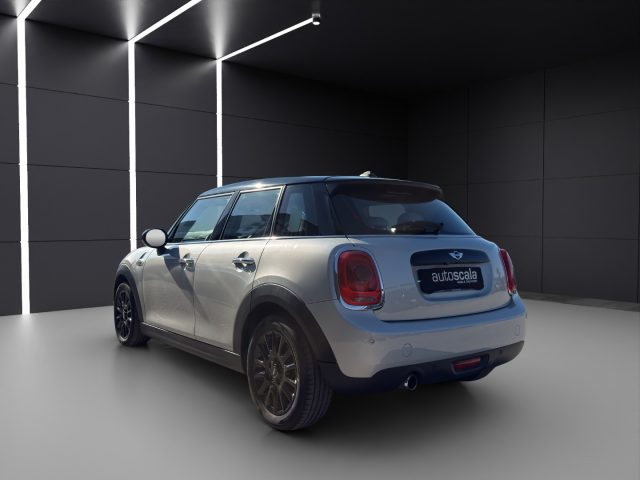 MINI Cooper 1.5 Cooper Hype Auto - foto 3 di 4