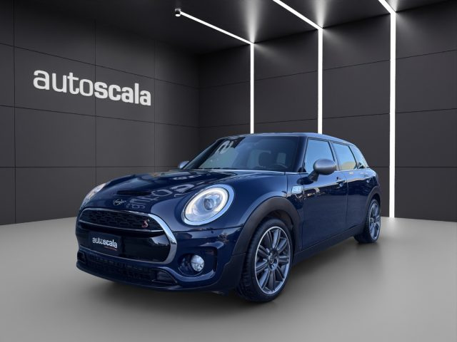 MINI Clubman 2.0 Cooper SD, del 2019, 43.076 km, in vendita a Napoli (NA)