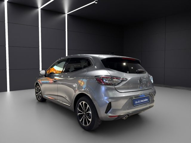 Renault Clio TCe 90 CV 5 porte Techno - foto 4 di 4