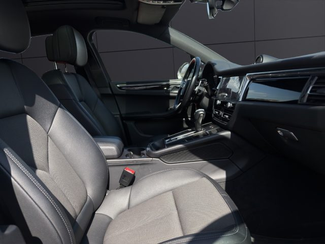 Porsche Macan 2.9 S, del 2022, 73.460 km, in vendita a Napoli (NA)