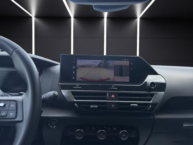 Citroen C4 PureTech 130 S&S EAT8 Max, del 2024, 25.990 km, in vendita a Napoli (NA)