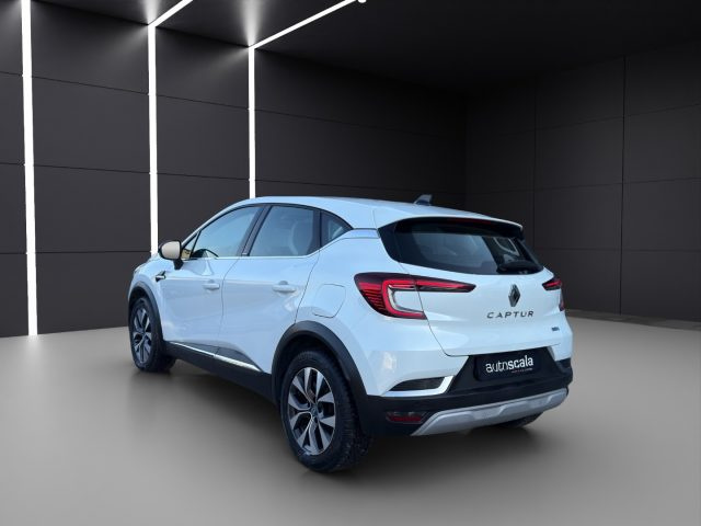Renault Captur Plug-in Hybrid E-Tech 160 CV Intens - foto 4 di 4