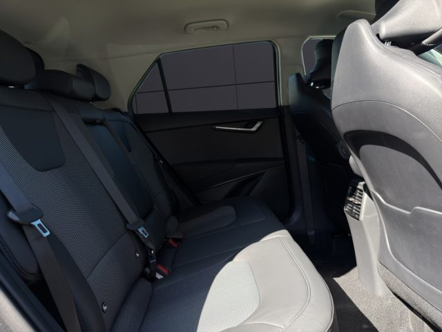 Kia Niro 1.6 GDi DCT HEV Style - foto 4 di 4