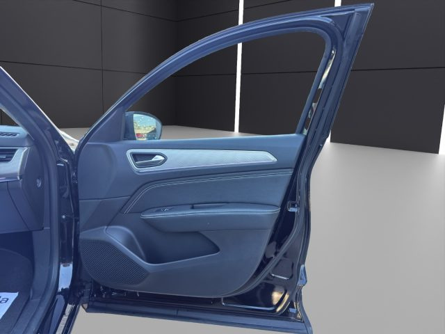 Renault Arkana Arkana Hybrid E-Tech 145 CV Intens usato a NAPOLI