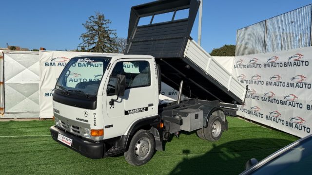 Nissan Cabstar -E 110 35.10 3.0 Tdi PC-RG Cab. L usato a NAPOLI