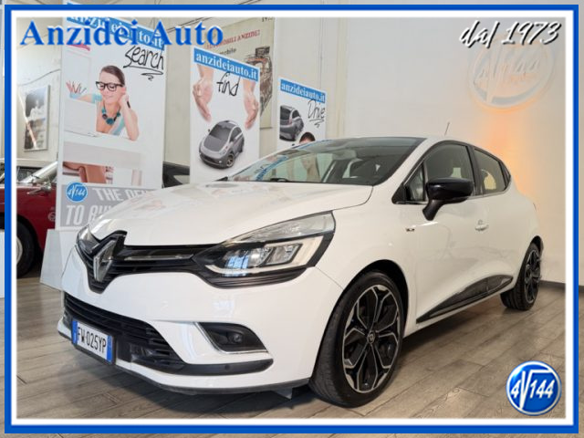 Renault Clio dCi 8V 90 CV 5 porte Moschino Intens - foto 3 di 4
