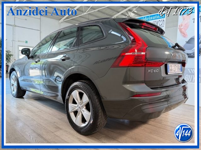Volvo XC60 B4 D AWD Geartronic Business - foto 4 di 4