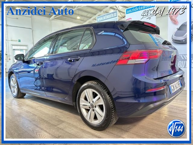 Volkswagen Golf 1.0 eTSI EVO DSG Life - foto 4 di 4