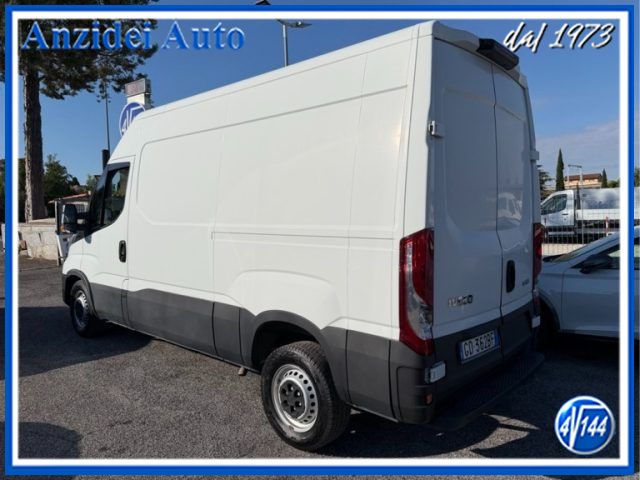 Iveco Daily 35S12 V 2.3 HPT L2H2 Furgone - foto 4 di 4