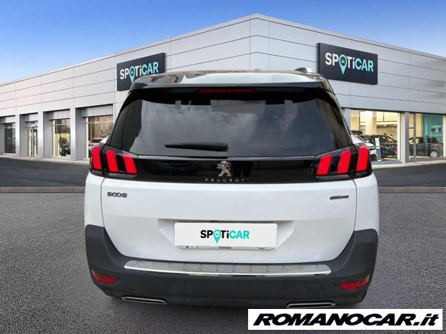 Peugeot 5008 Turbo 130 S&S EAT8 GT Line 5 POSTI, del 2019, 120.300 km, in vendita a Foggia (CB)