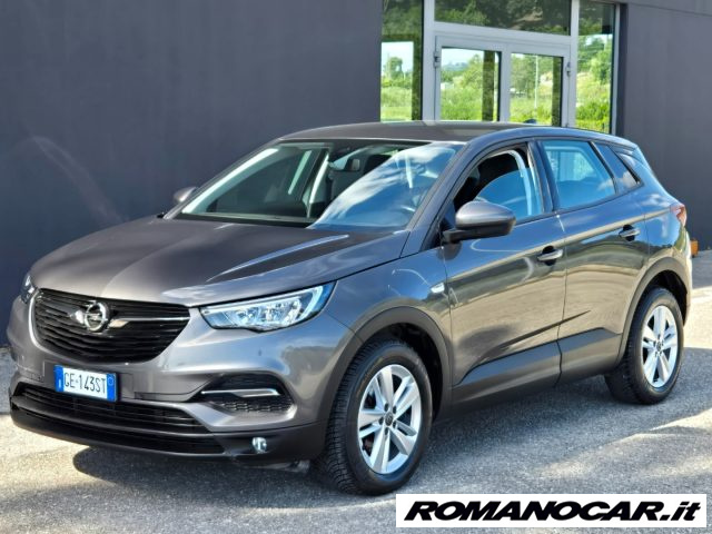 Opel Grandland X 1.5 d AT8 Business 69.000 KM. Telecamera usato a FOGGIA