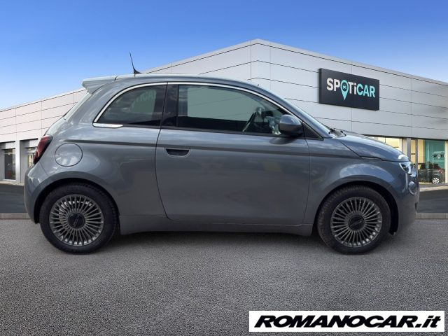 Fiat 500e Berlina 42 kWh Passion - foto 4 di 4