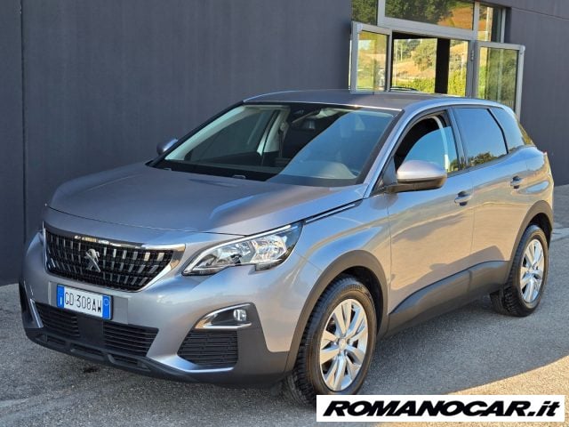 Peugeot 3008 BHDi 130 EAT8 Business NAVY, del 2020, 106.221 km, in vendita a Foggia (CB)