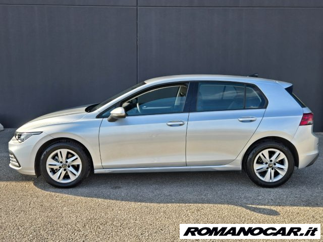 Volkswagen Golf 1.0 eTSI EVO DSG Life NAVY cruise adattivo - foto 3 di 4